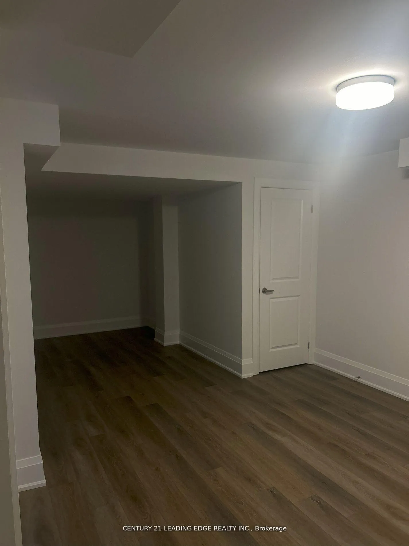 Photo 9 of 527 Kleinburg Summit Way, Vaughan, Kleinburg — HOMEH