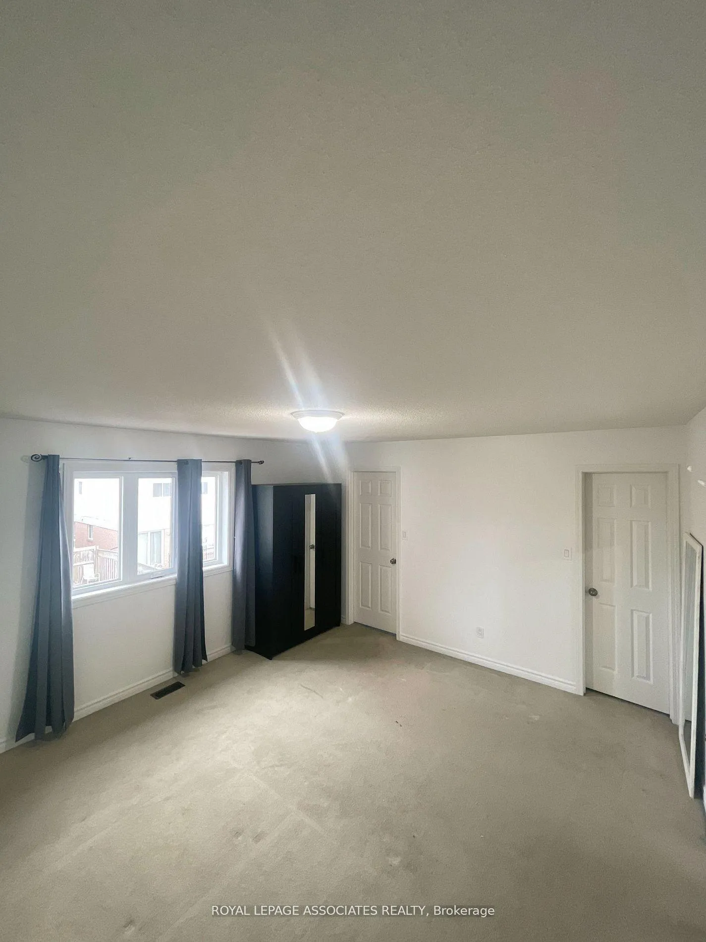 Photo 6 of 1608 Avonmore Square, Pickering, Town Centre — HOMEH