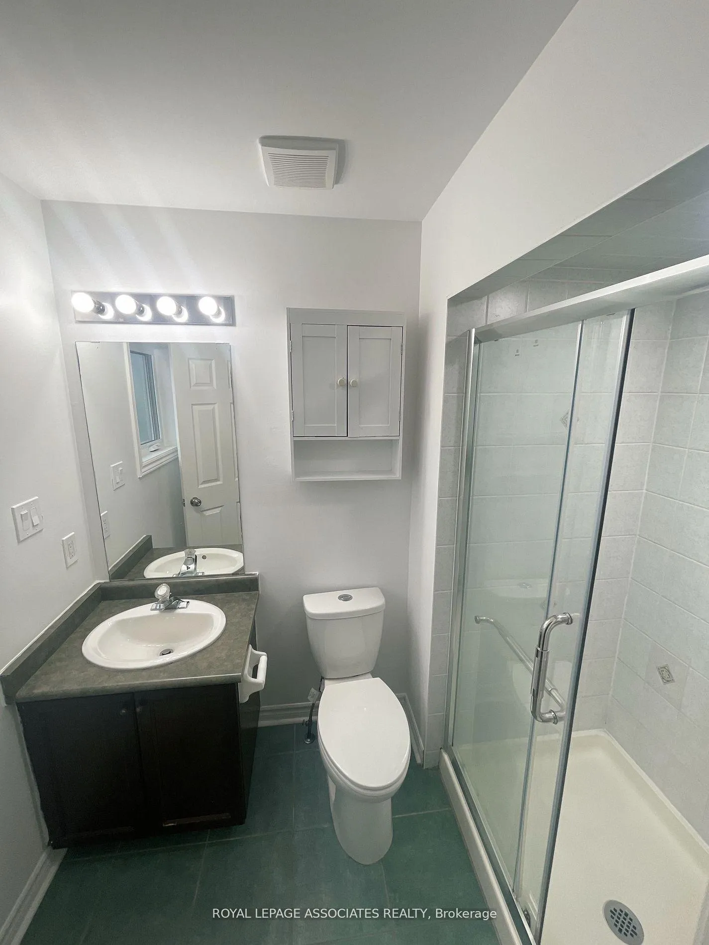 Photo 7 of 1608 Avonmore Square, Pickering, Town Centre — HOMEH