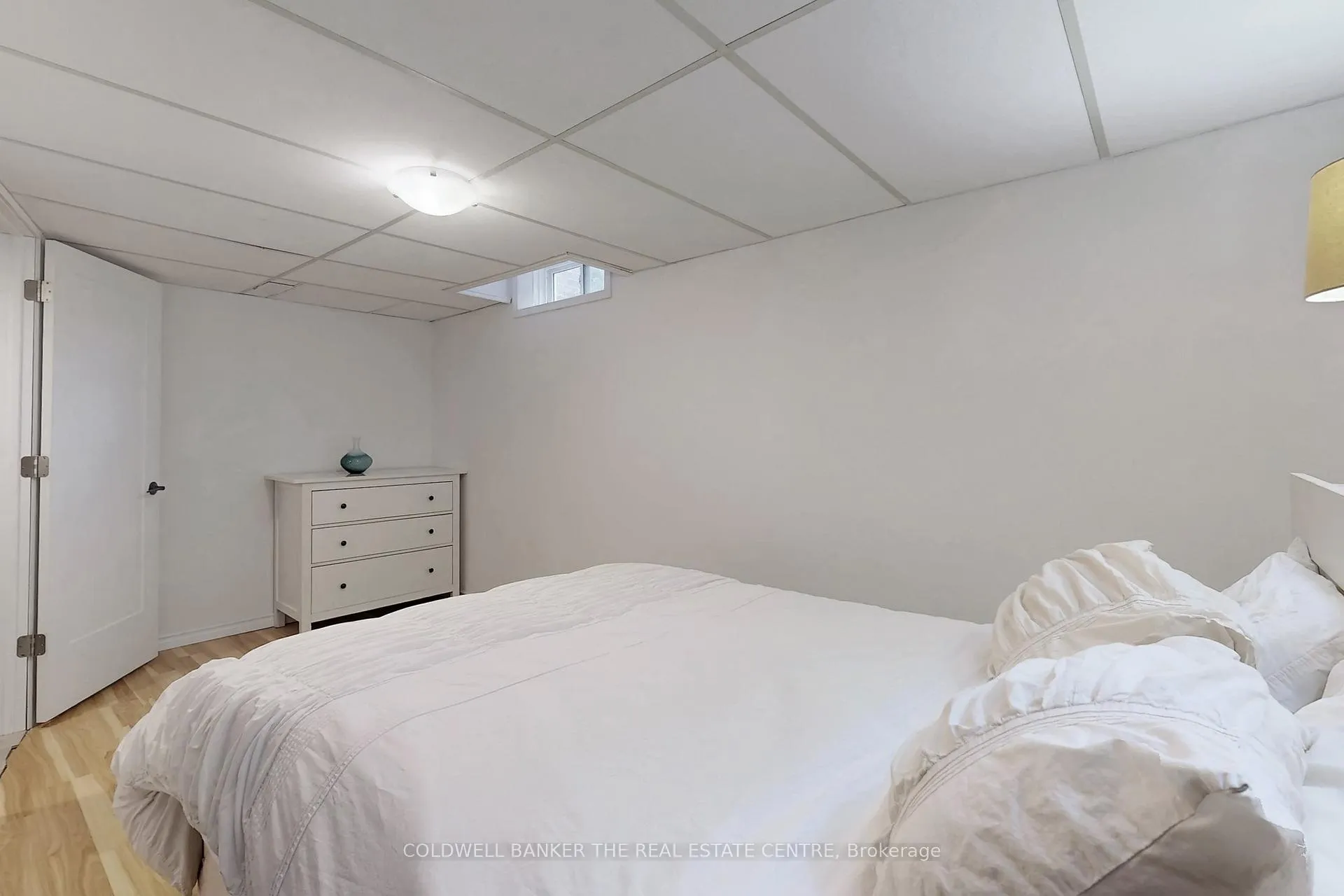 Photo 19 of 32 Hollingshead Drive, Aurora, Aurora Village — HOMEH