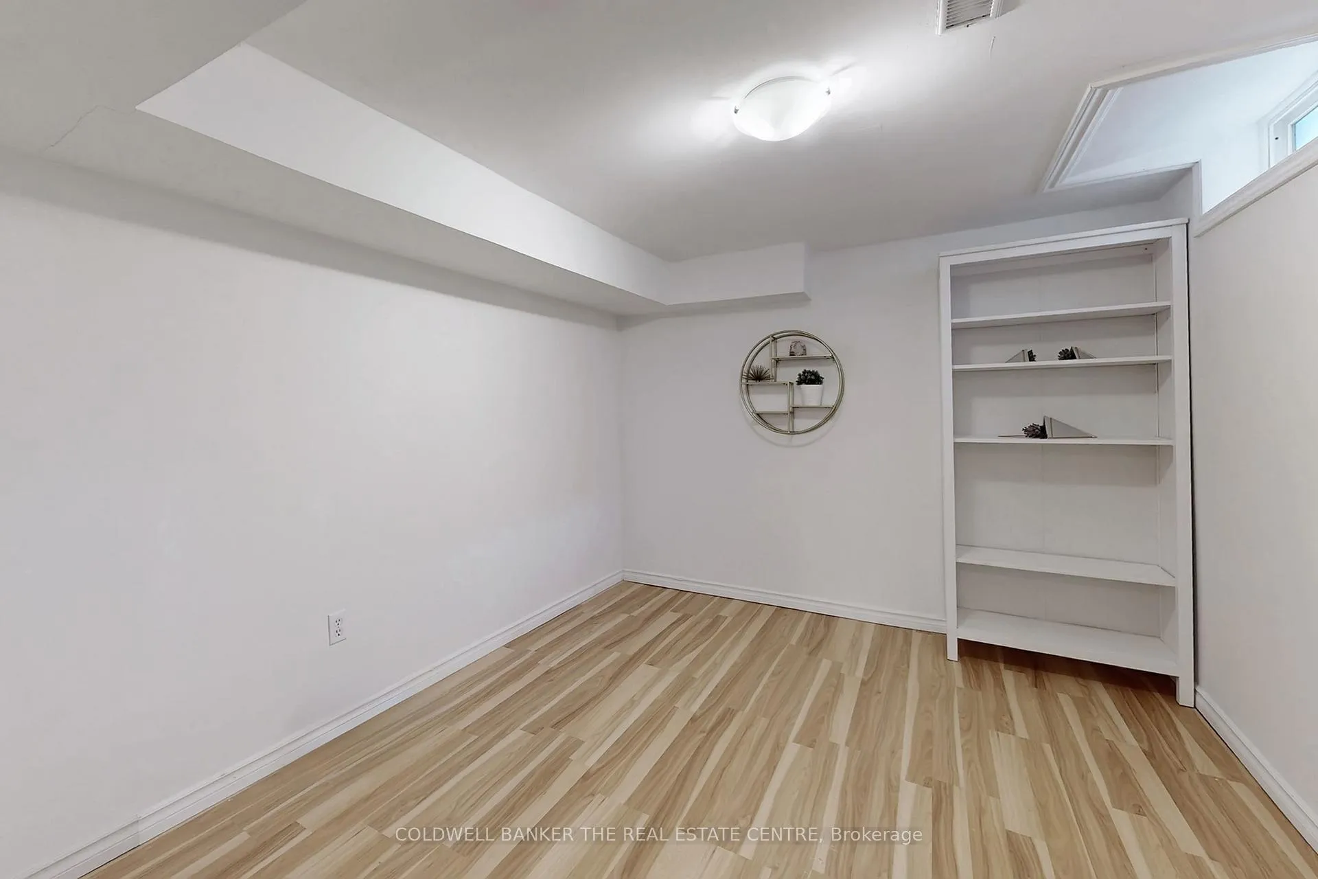 Photo 20 of 32 Hollingshead Drive, Aurora, Aurora Village — HOMEH
