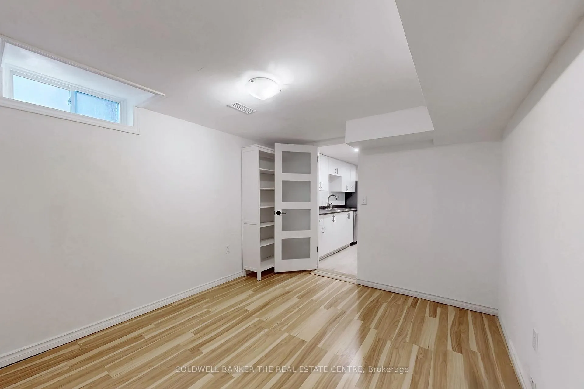 Photo 21 of 32 Hollingshead Drive, Aurora, Aurora Village — HOMEH