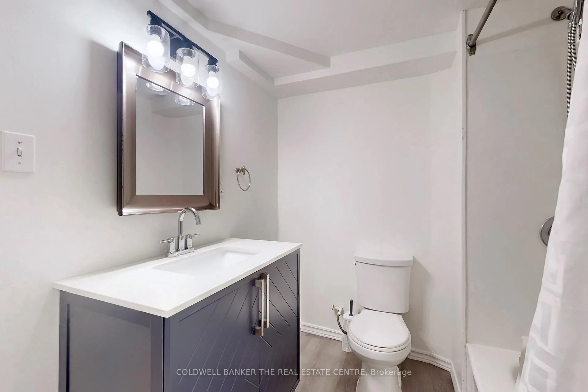 Photo 23 of 32 Hollingshead Drive, Aurora, Aurora Village — HOMEH