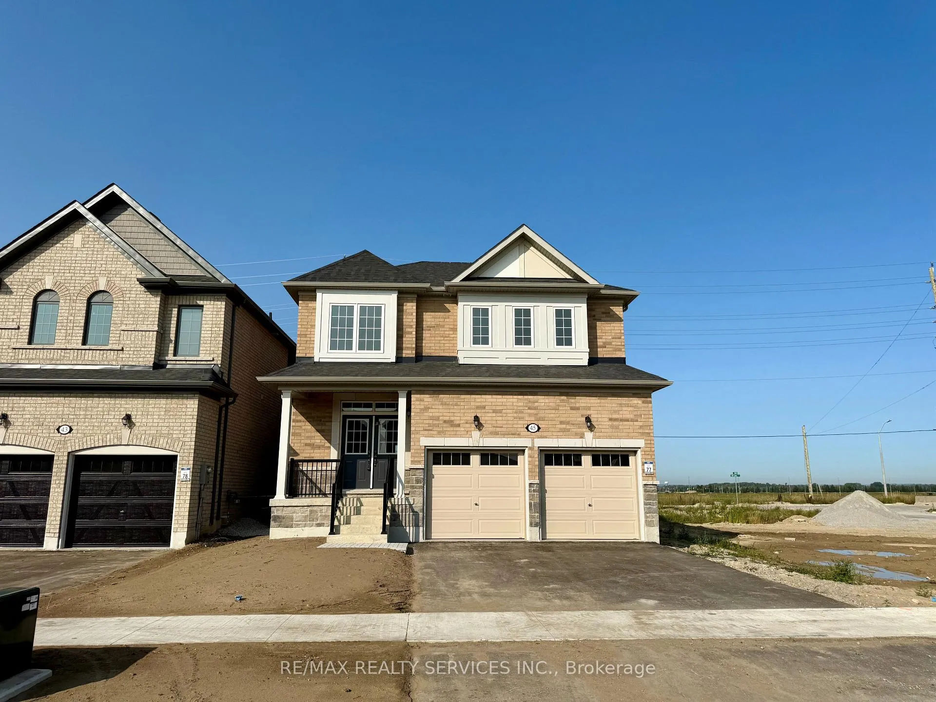 Photo 1 of 45 Fenn Crescent, New Tecumseth, Rural New Tecumseth — HOMEH