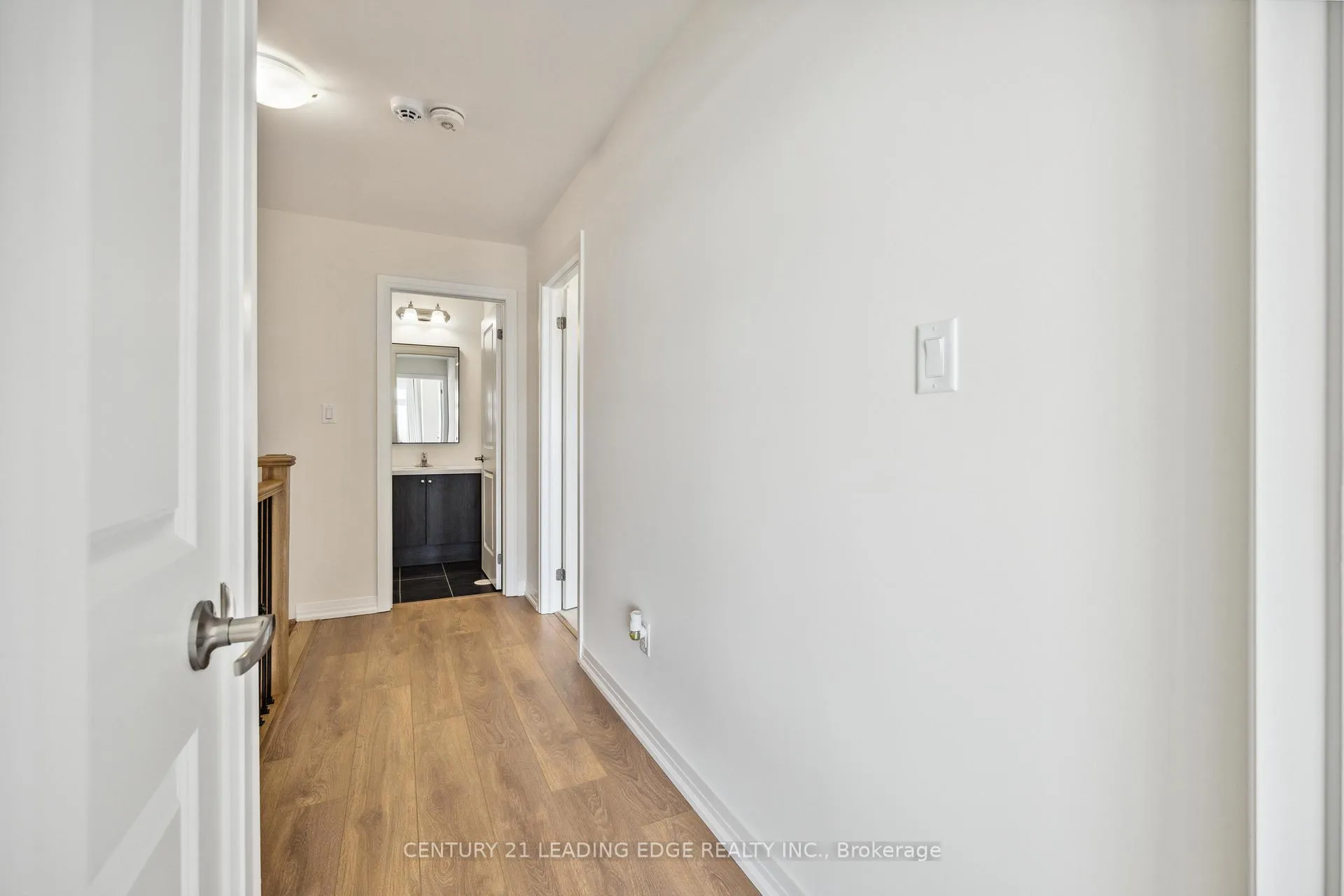 Photo 22 of 152 Turnberry Lane, Barrie, Painswick South — HOMEH