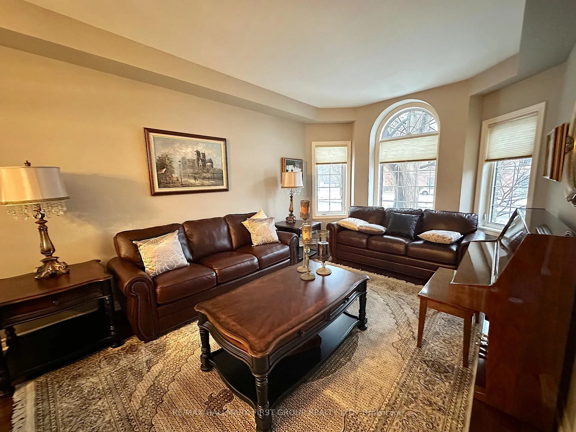 Photo 3 of 1499 Rougemount Drive, Pickering, Rougemount — HOMEH