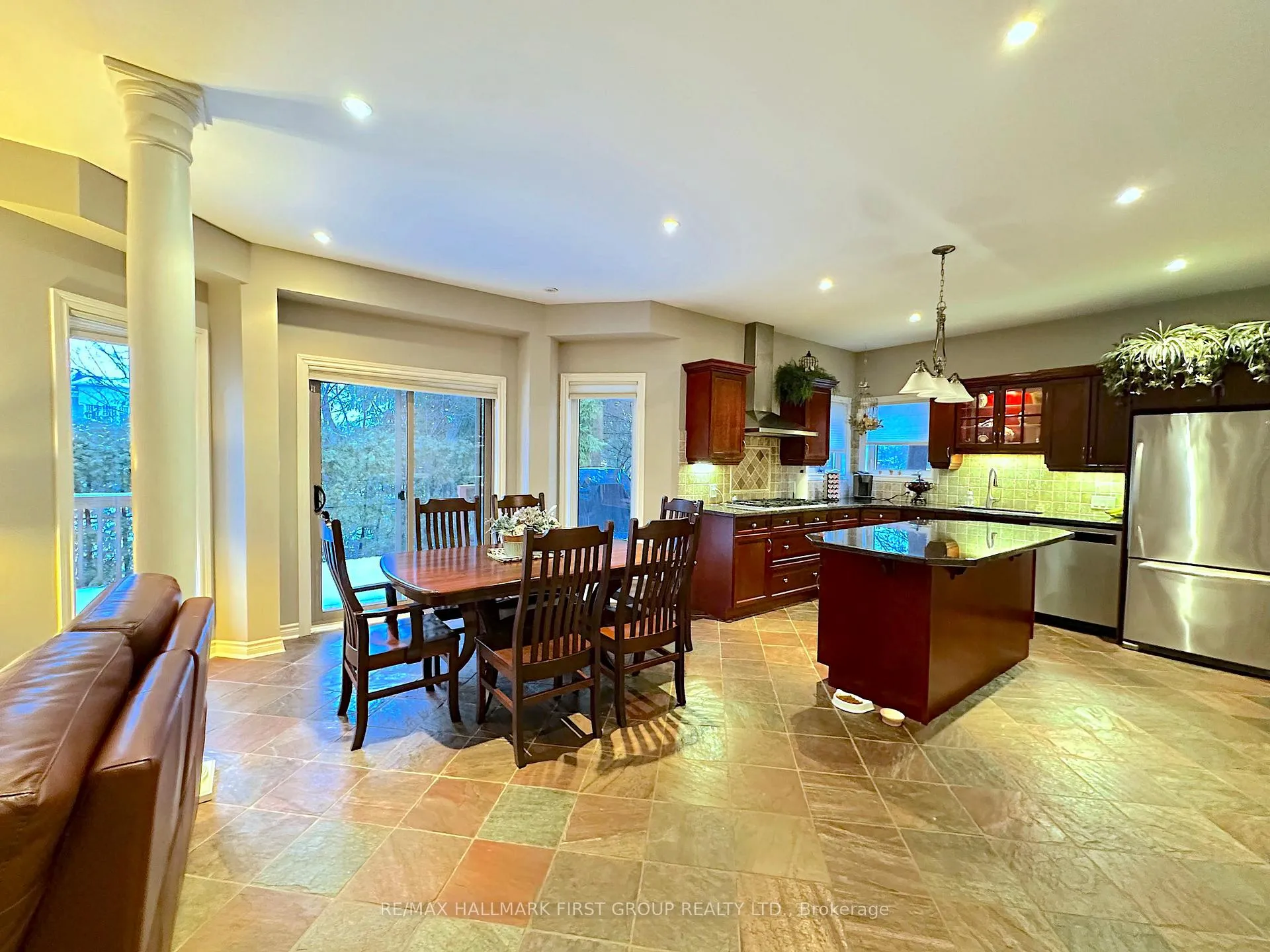 Photo 6 of 1499 Rougemount Drive, Pickering, Rougemount — HOMEH
