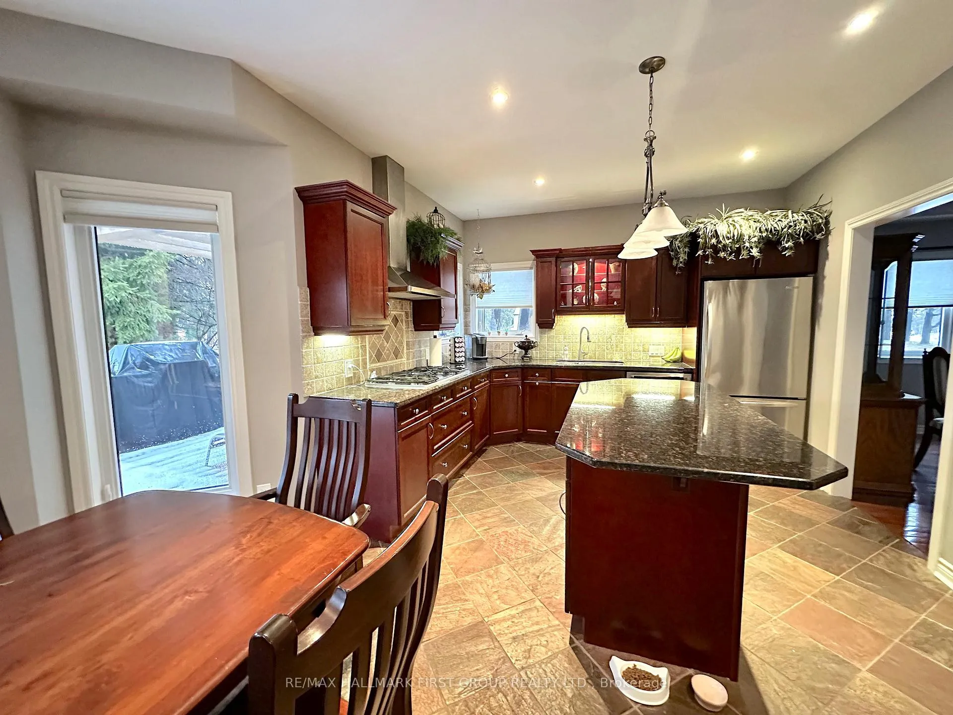 Photo 12 of 1499 Rougemount Drive, Pickering, Rougemount — HOMEH