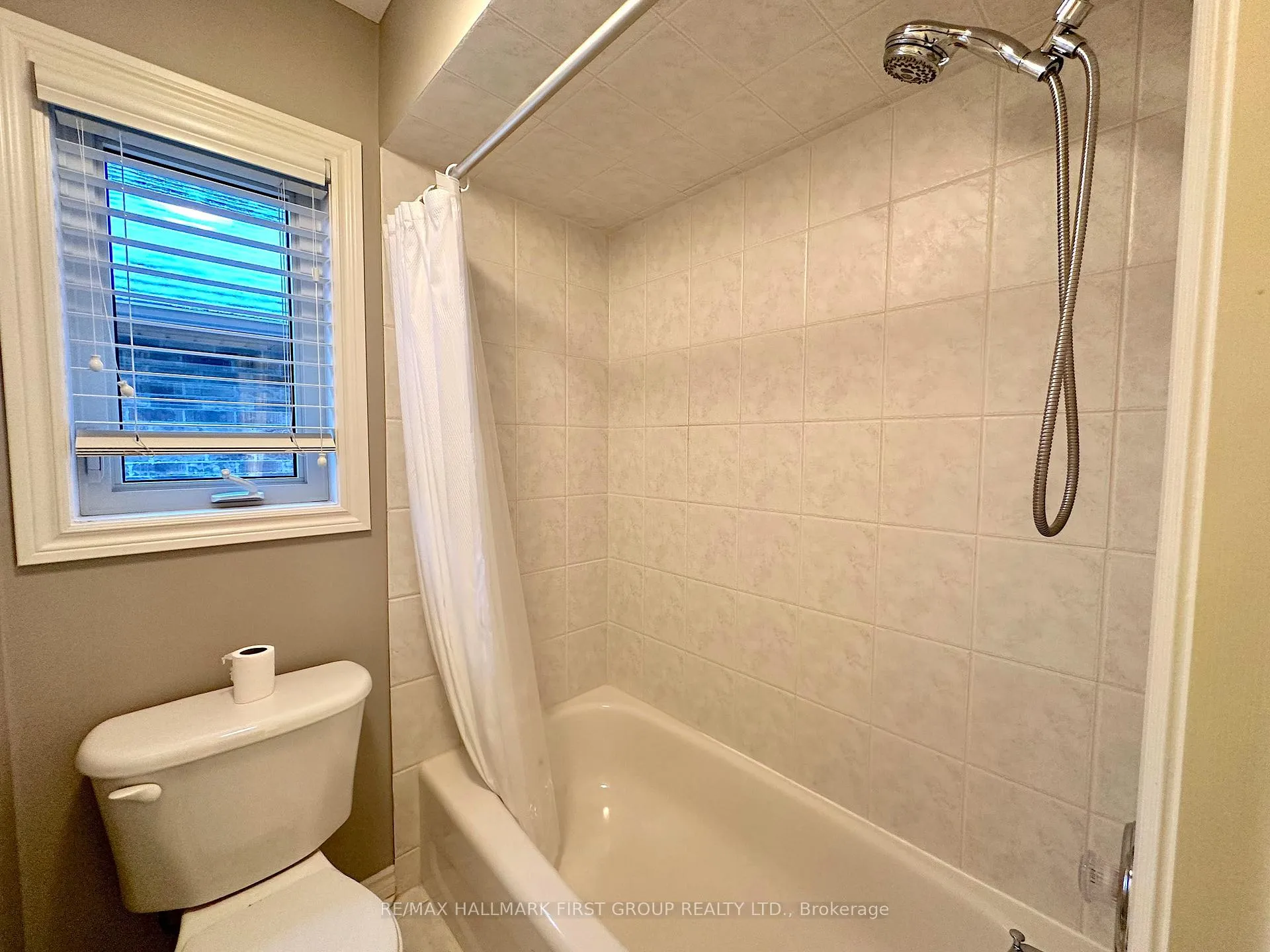 Photo 29 of 1499 Rougemount Drive, Pickering, Rougemount — HOMEH