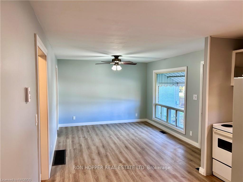 Photo 5 of 680206 Side Road 30, Chatsworth — HOMEH