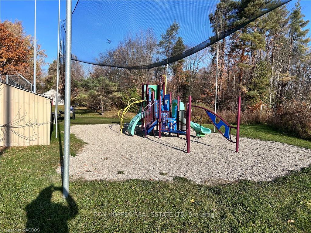 Photo 18 of 680206 Side Road 30, Chatsworth — HOMEH