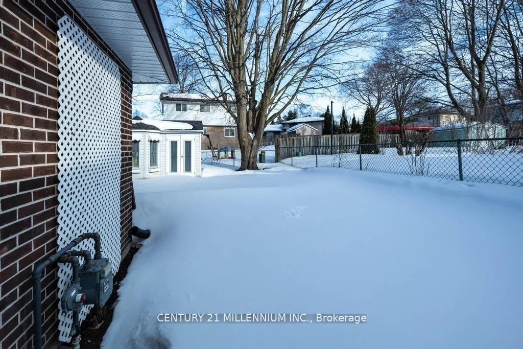 Photo 24 of 295 Duckworth Street, Barrie, Grove East — HOMEH