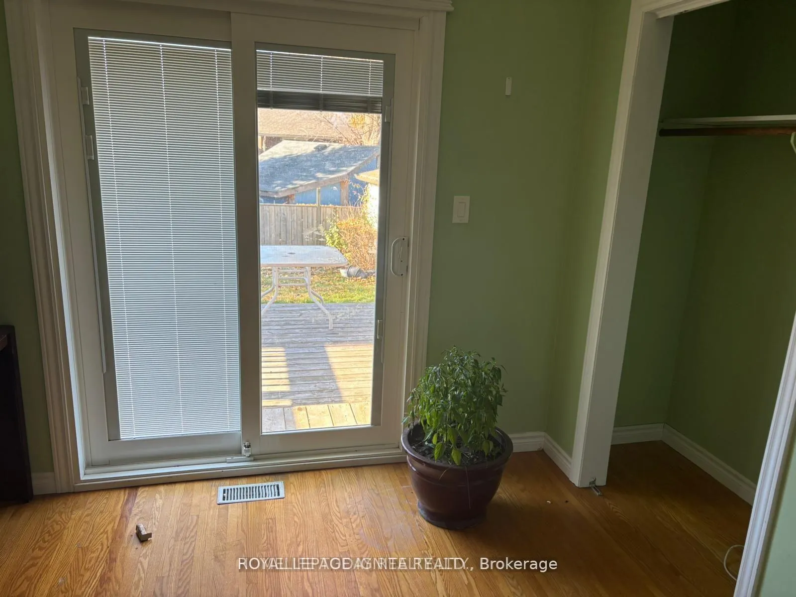 Photo 9 of Unit Main, 543 Glendene Crescent, Waterloo — HOMEH