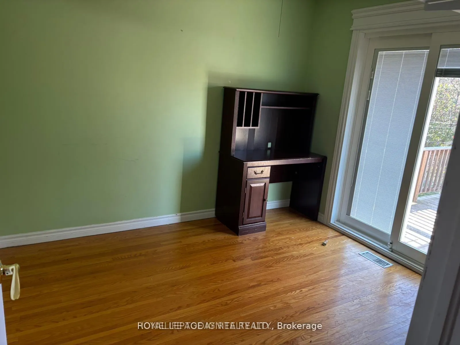 Photo 10 of Unit Main, 543 Glendene Crescent, Waterloo — HOMEH