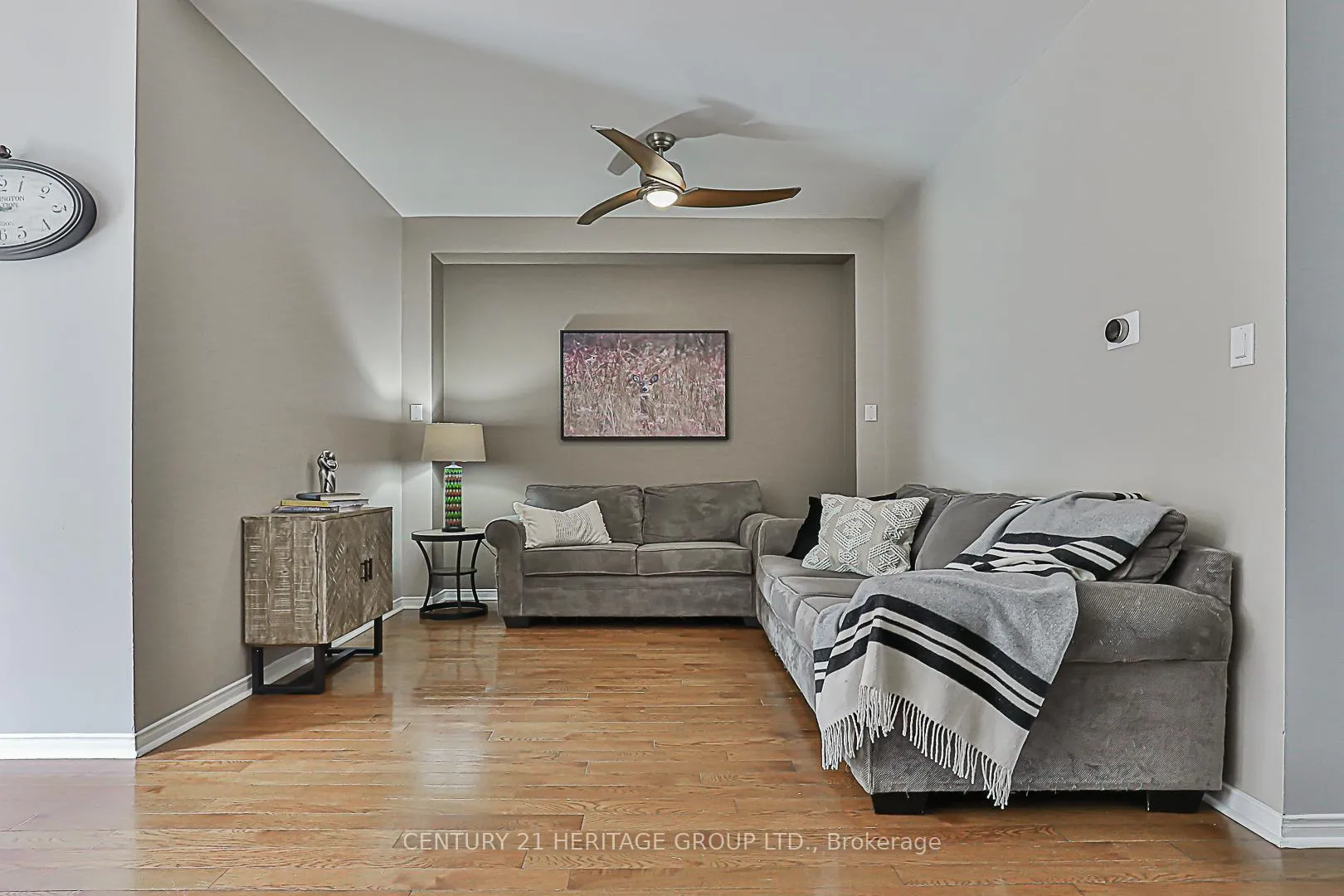 Photo 7 of 180 Blue Willow Drive, Vaughan, East Woodbridge — HOMEH