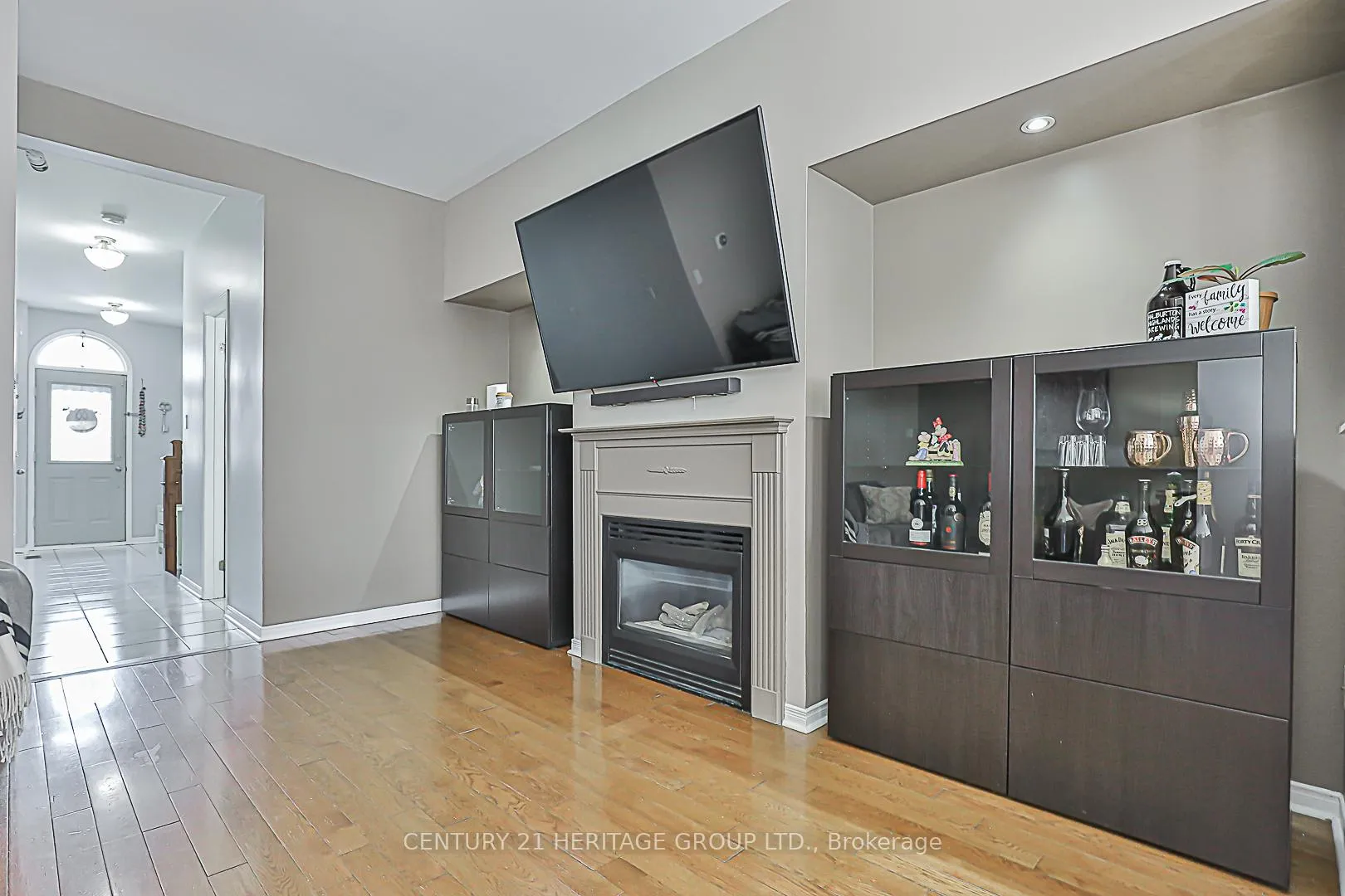 Photo 9 of 180 Blue Willow Drive, Vaughan, East Woodbridge — HOMEH