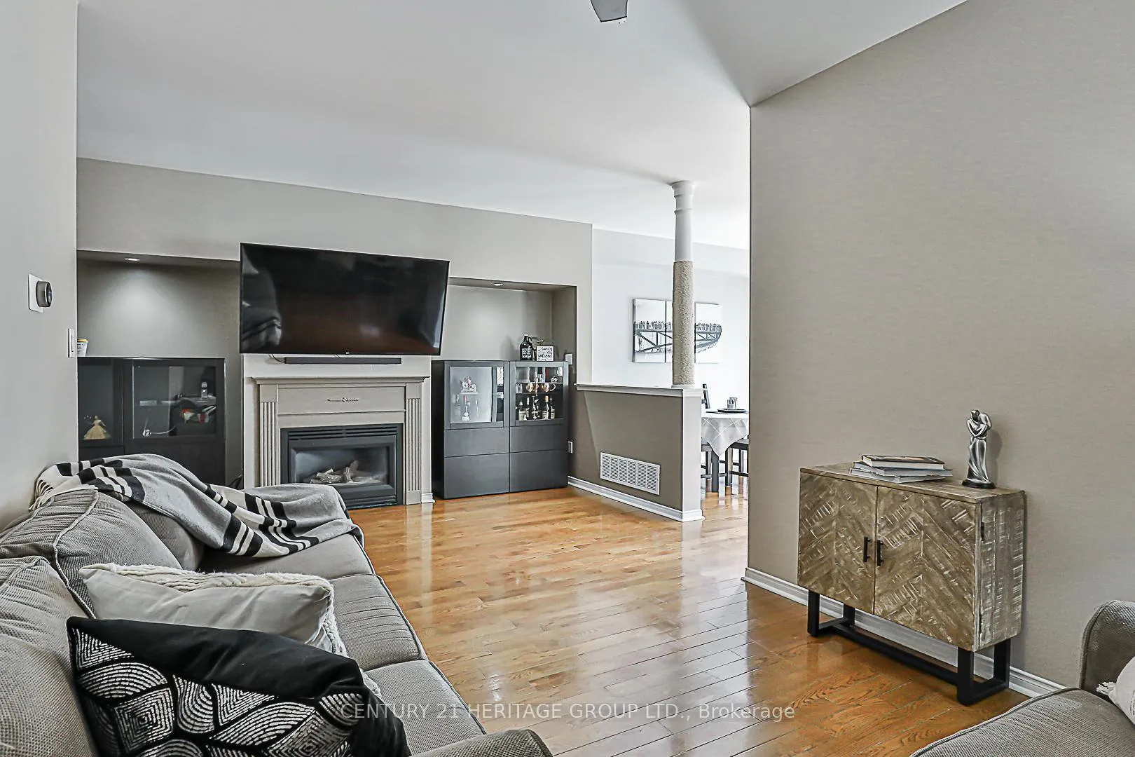 Photo 11 of 180 Blue Willow Drive, Vaughan, East Woodbridge — HOMEH