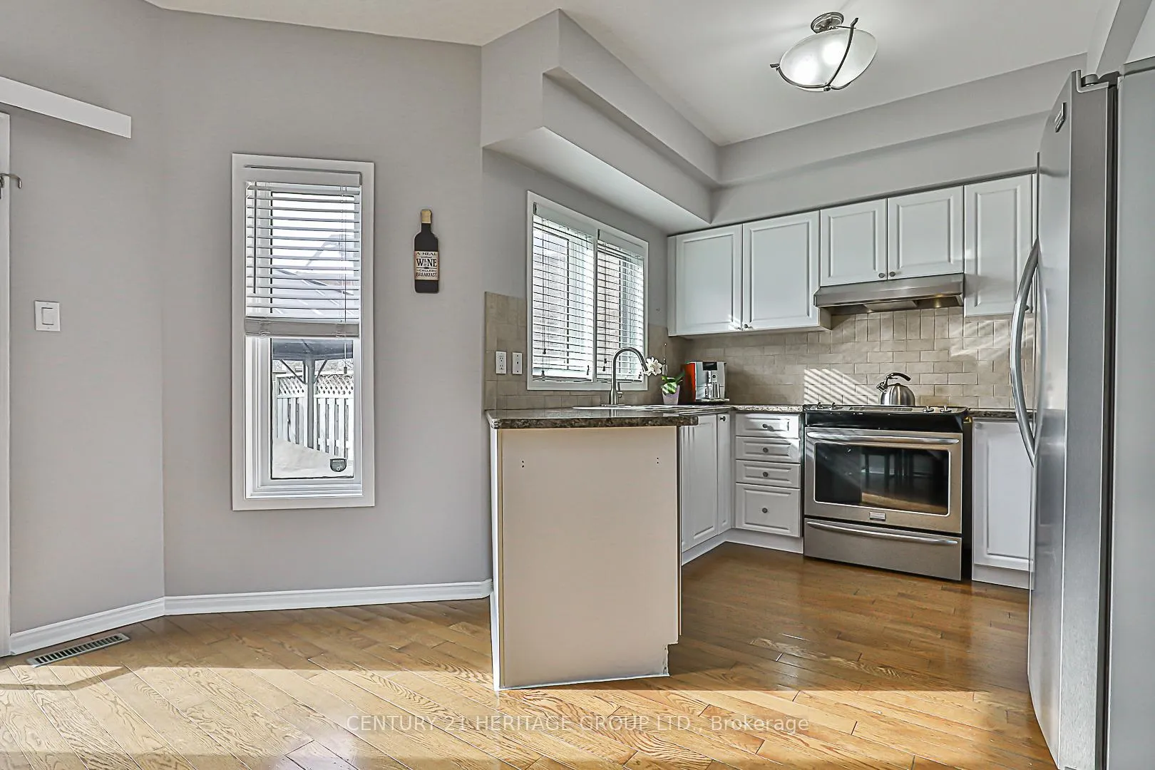 Photo 12 of 180 Blue Willow Drive, Vaughan, East Woodbridge — HOMEH