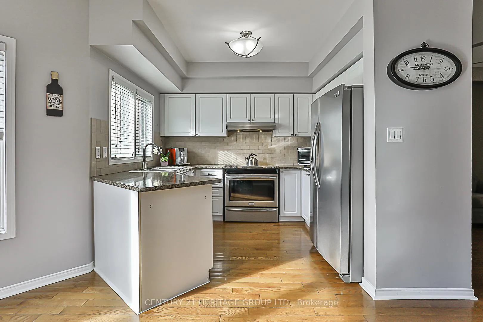 Photo 13 of 180 Blue Willow Drive, Vaughan, East Woodbridge — HOMEH