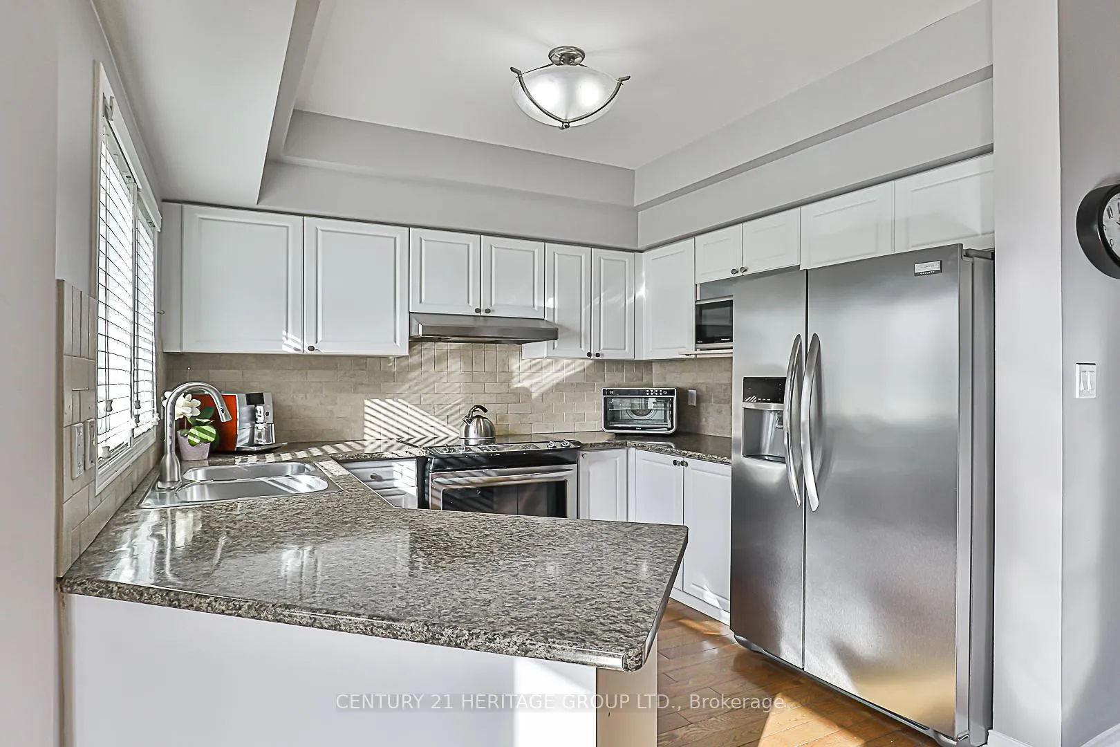 Photo 14 of 180 Blue Willow Drive, Vaughan, East Woodbridge — HOMEH