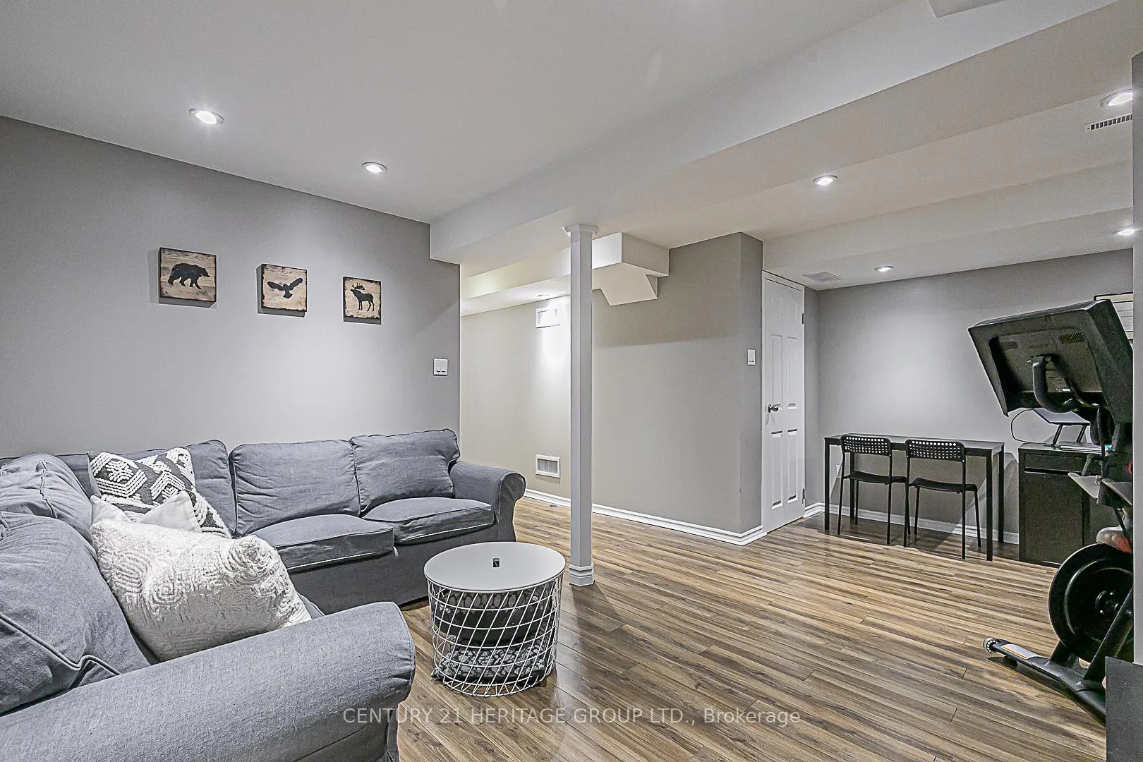 Photo 32 of 180 Blue Willow Drive, Vaughan, East Woodbridge — HOMEH