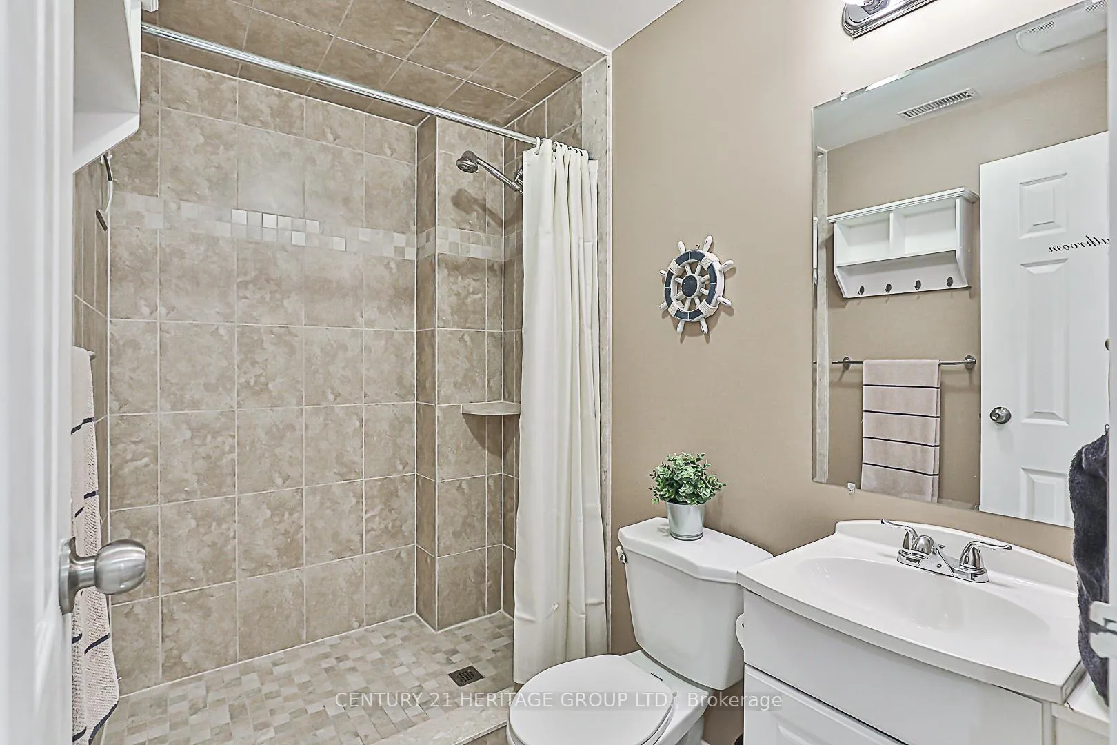 Photo 35 of 180 Blue Willow Drive, Vaughan, East Woodbridge — HOMEH
