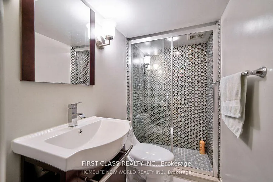 Photo 13 of 24 Markhaven Road, Markham, Unionville — HOMEH