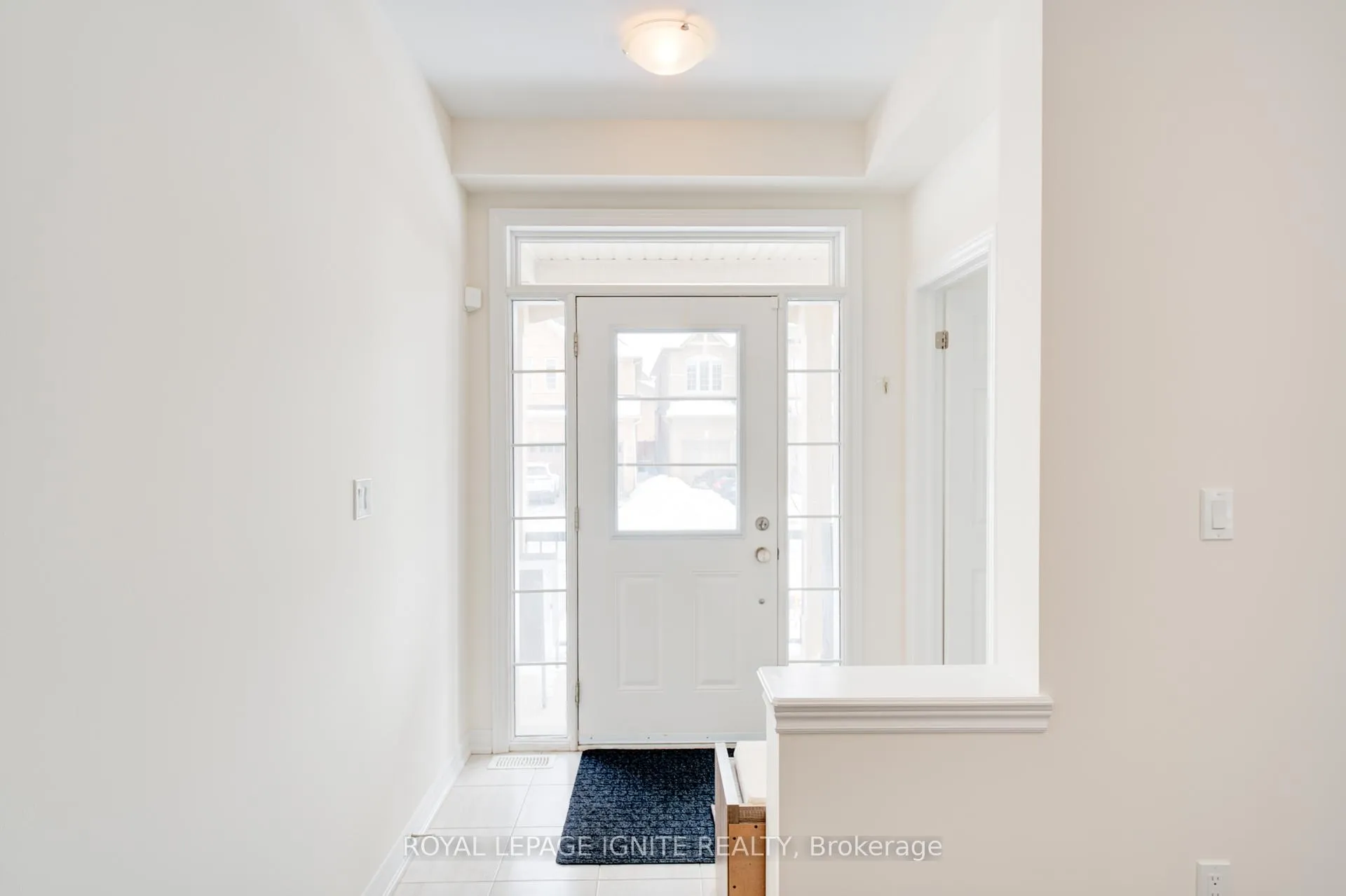 Photo 3 of 2580 Craftsman Drive, Oshawa, Windfields — HOMEH