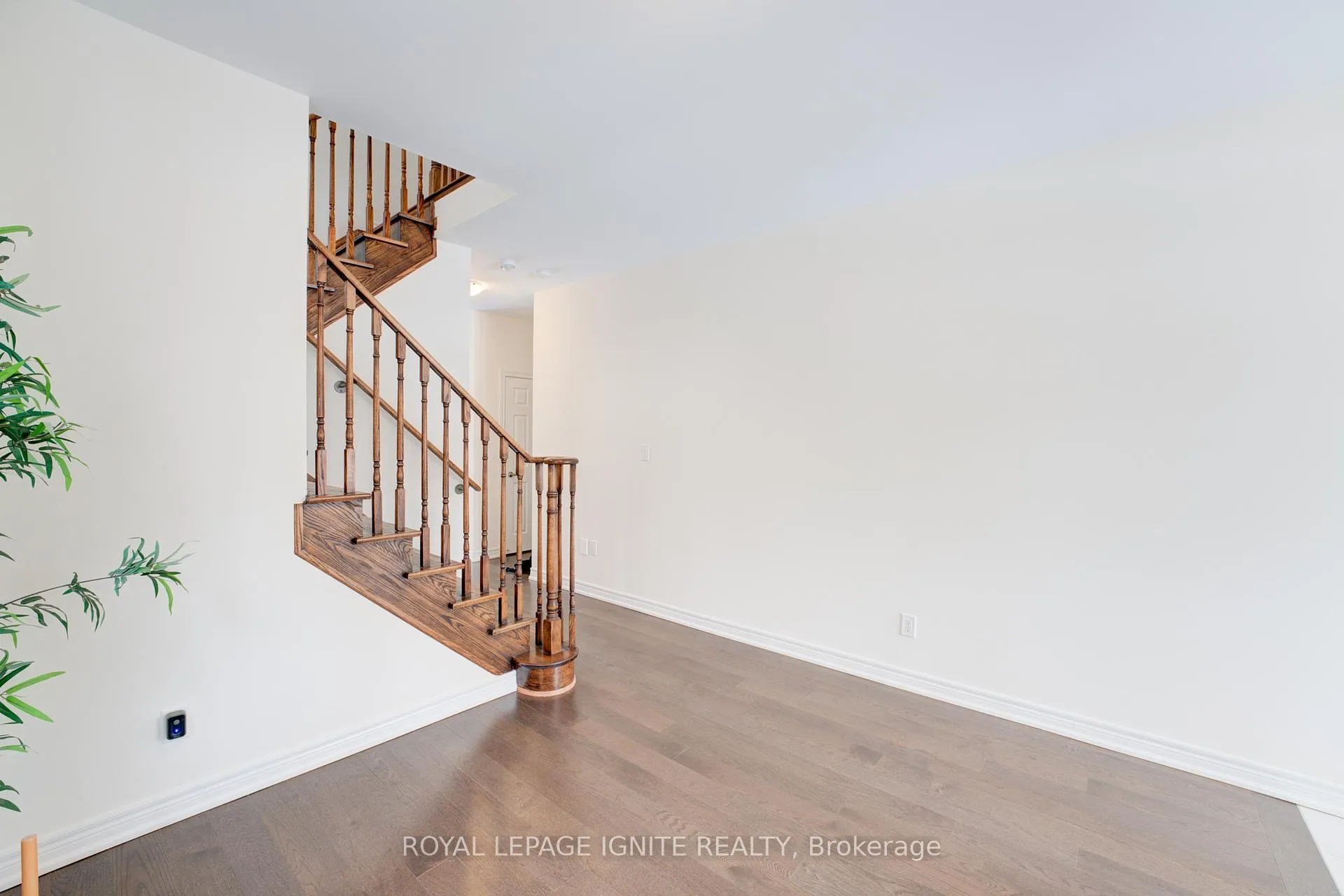 Photo 6 of 2580 Craftsman Drive, Oshawa, Windfields — HOMEH