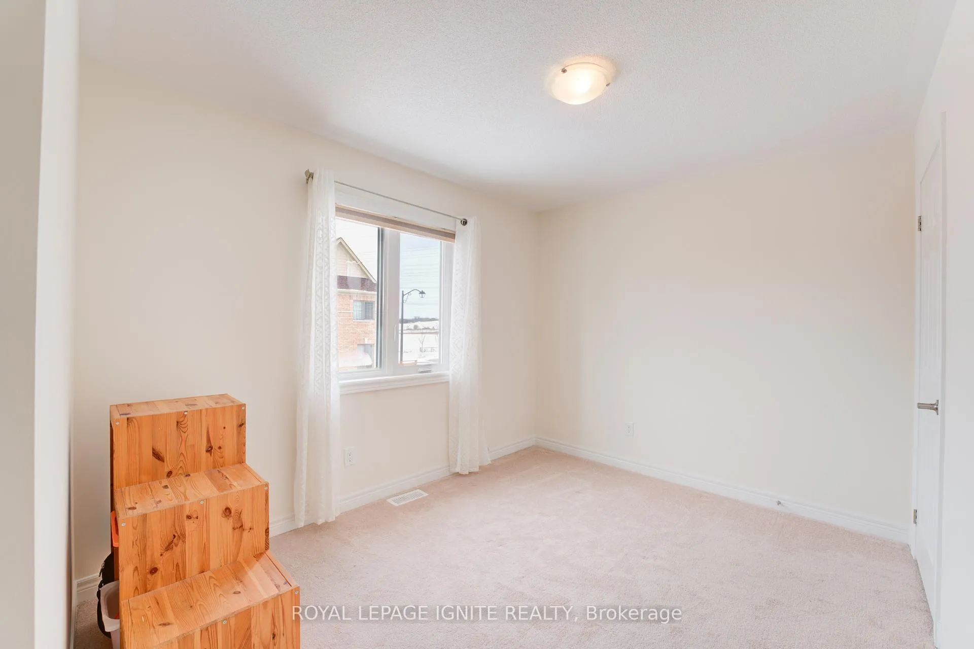 Photo 21 of 2580 Craftsman Drive, Oshawa, Windfields — HOMEH