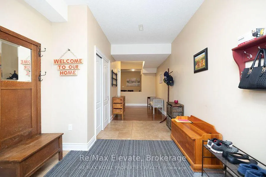 Photo 3 of 4 Trotter Court, Barrie, Holly — HOMEH