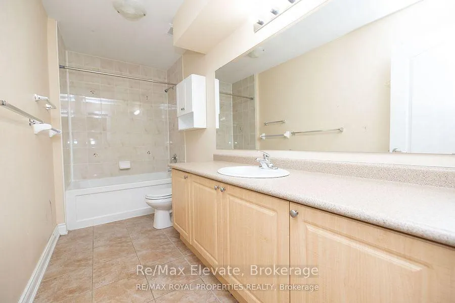 Photo 9 of 4 Trotter Court, Barrie, Holly — HOMEH