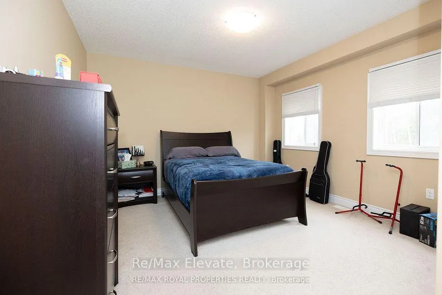 Photo 14 of 4 Trotter Court, Barrie, Holly — HOMEH