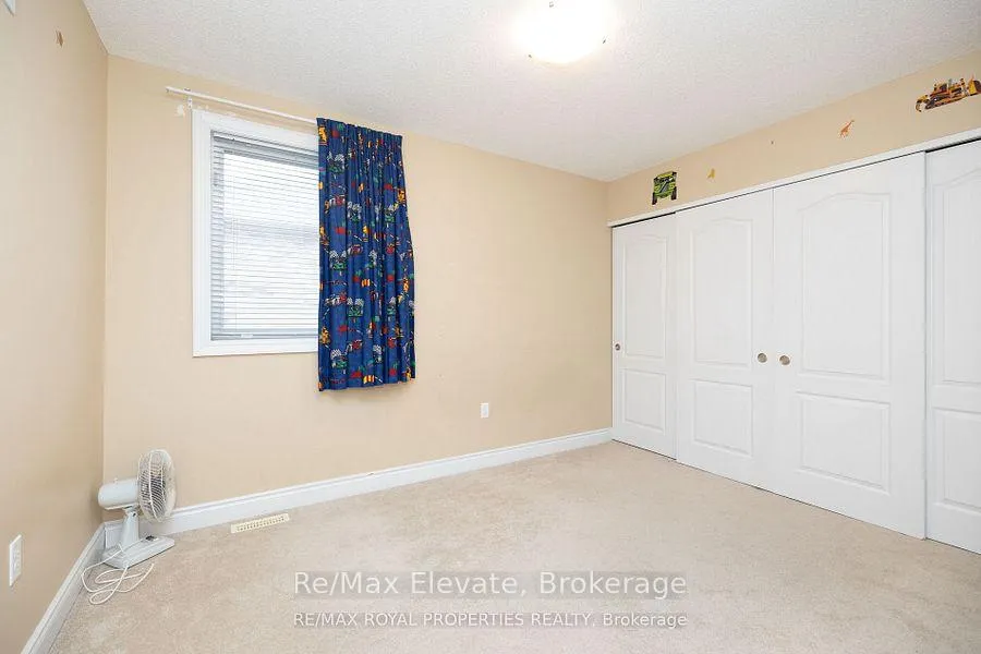 Photo 16 of 4 Trotter Court, Barrie, Holly — HOMEH