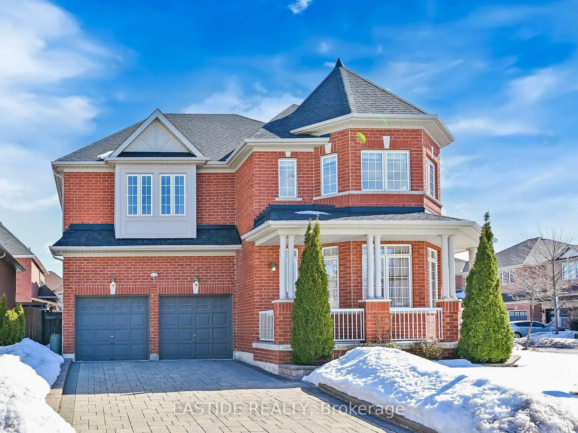 Front of 1 Siena Drive