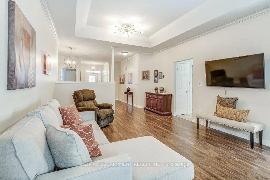 Photo 7 of 93 Egret Avenue, Hamilton, Mount Hope — HOMEH