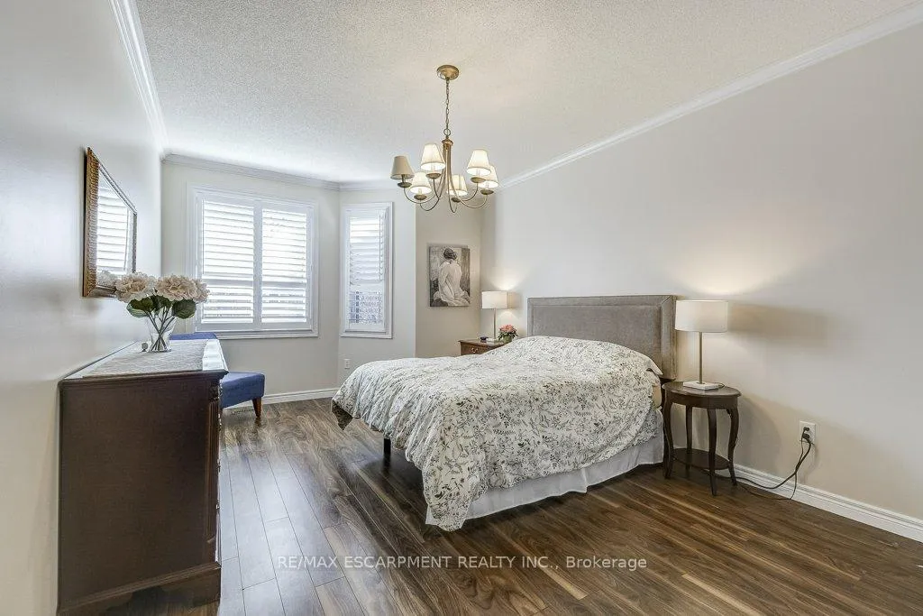 Photo 17 of 93 Egret Avenue, Hamilton, Mount Hope — HOMEH