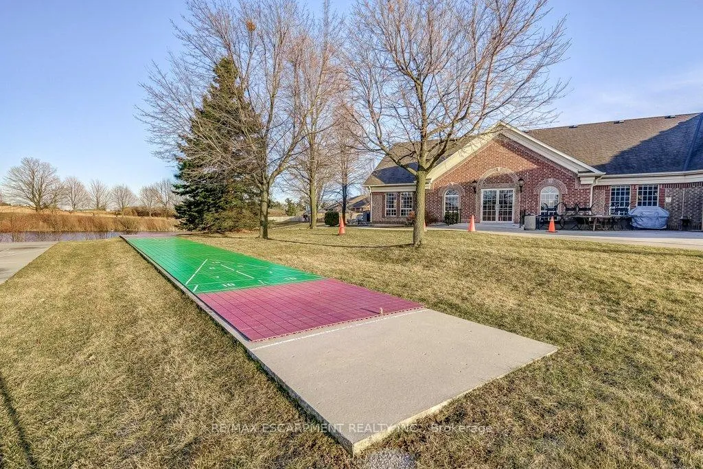 Photo 45 of 93 Egret Avenue, Hamilton, Mount Hope — HOMEH