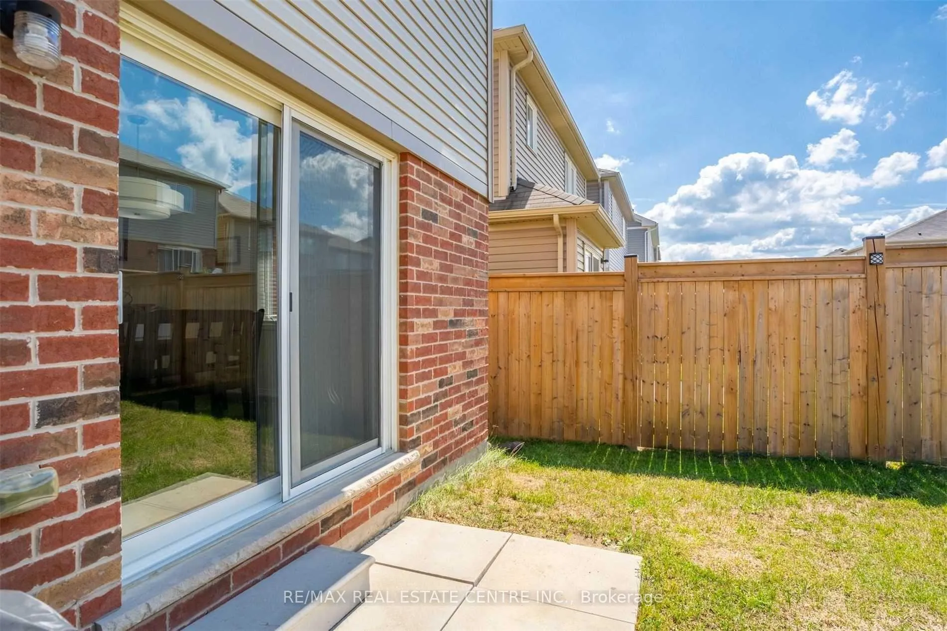 Photo 20 of 56 Cleghorn Drive, Hamilton, Binbrook — HOMEH