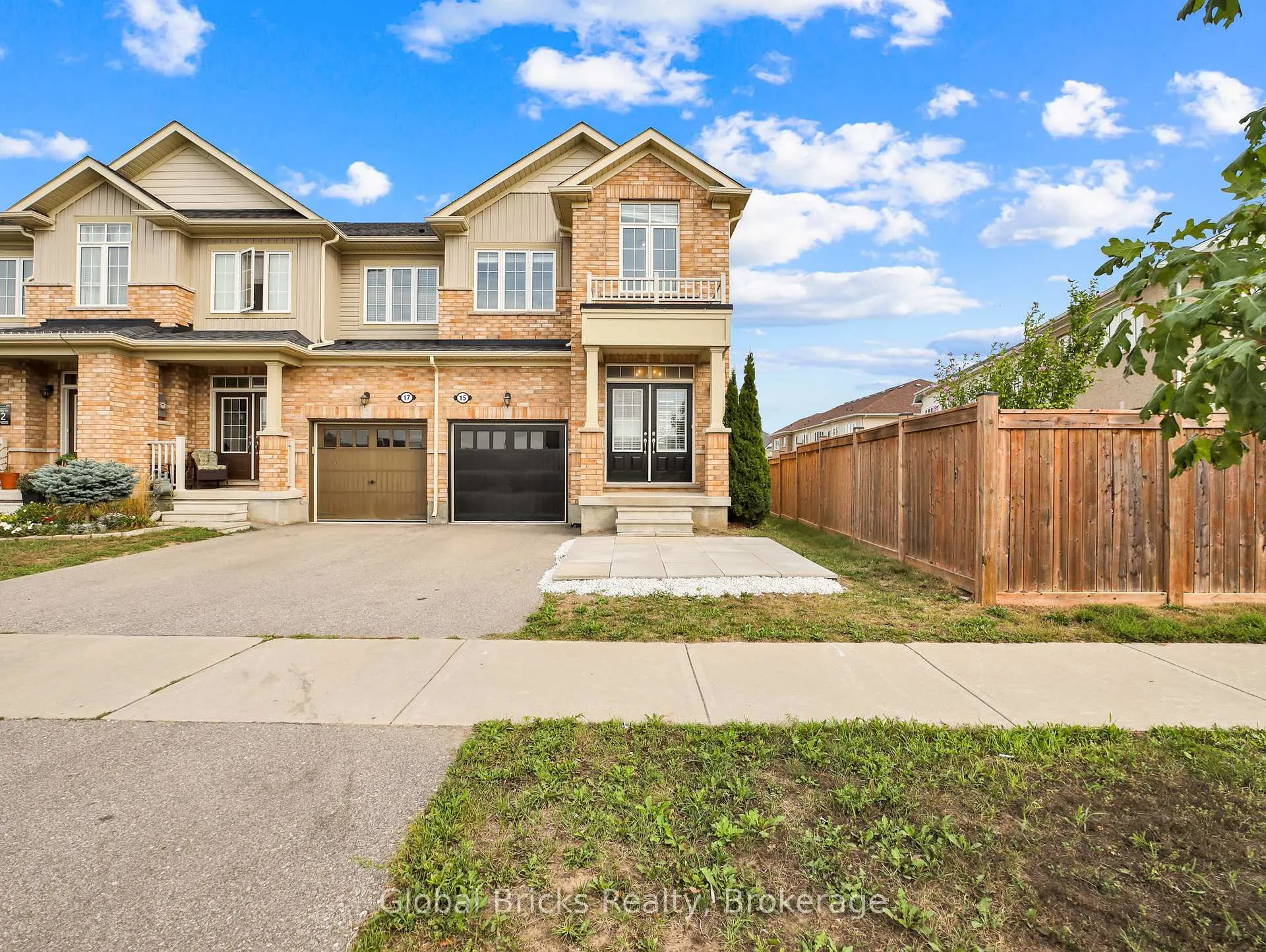 Photo 3 of 15 Hartley Avenue, Brant, Paris — HOMEH
