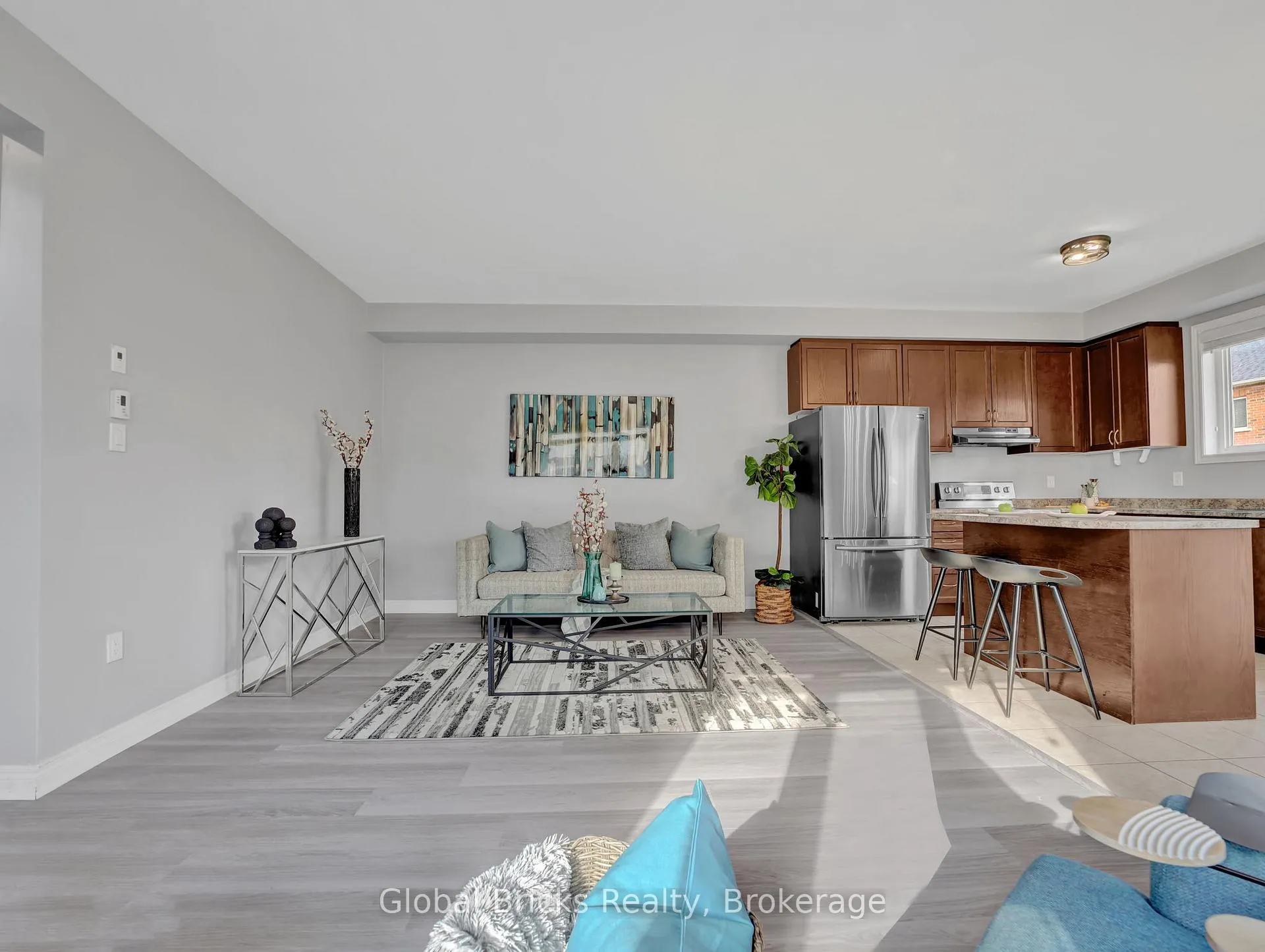 Photo 10 of 15 Hartley Avenue, Brant, Paris — HOMEH