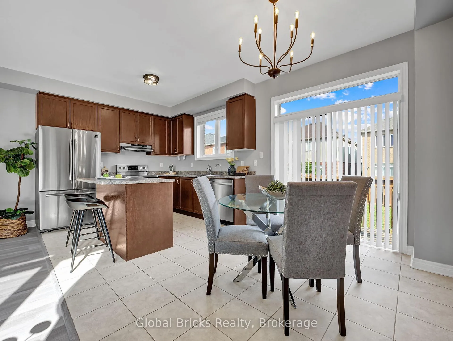 Photo 12 of 15 Hartley Avenue, Brant, Paris — HOMEH