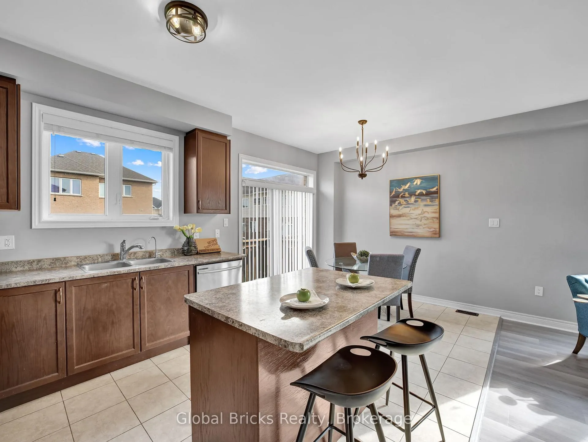 Photo 16 of 15 Hartley Avenue, Brant, Paris — HOMEH
