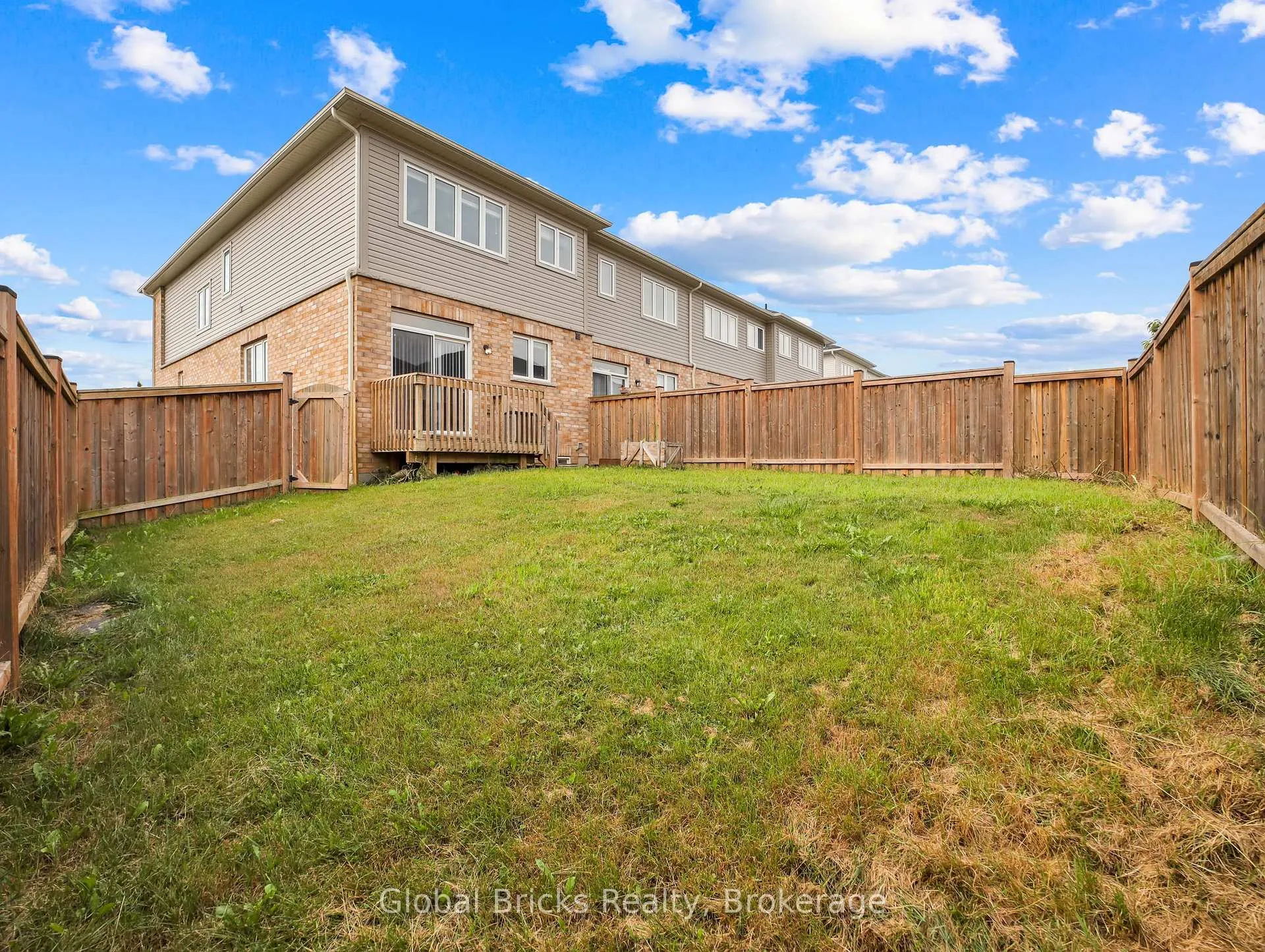 Photo 42 of 15 Hartley Avenue, Brant, Paris — HOMEH