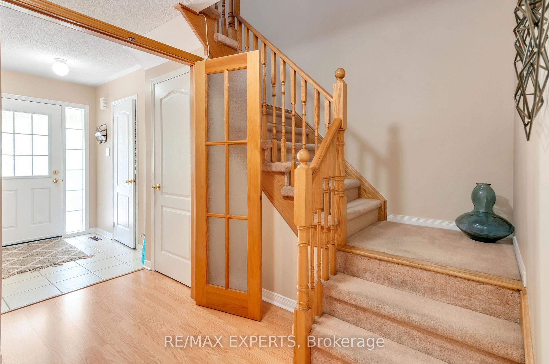 Photo 4 of 76 Eagle Trace Drive, Brampton, Sandringham-Wellington — HOMEH