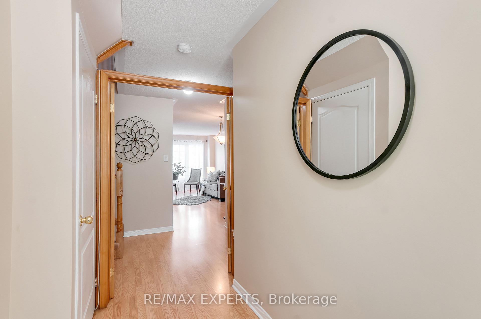 Photo 6 of 76 Eagle Trace Drive, Brampton, Sandringham-Wellington — HOMEH