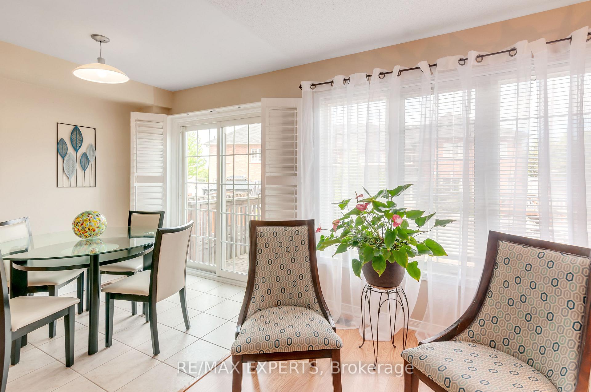 Photo 11 of 76 Eagle Trace Drive, Brampton, Sandringham-Wellington — HOMEH