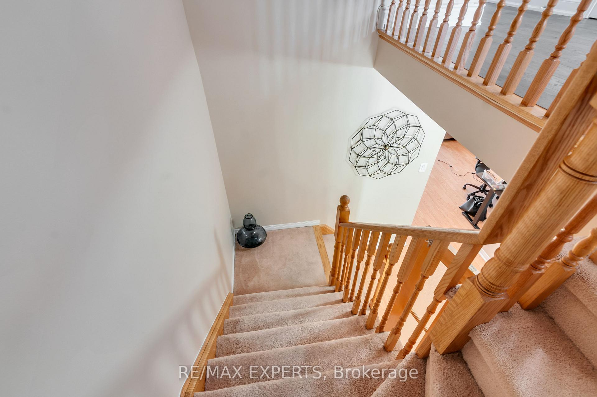Photo 20 of 76 Eagle Trace Drive, Brampton, Sandringham-Wellington — HOMEH