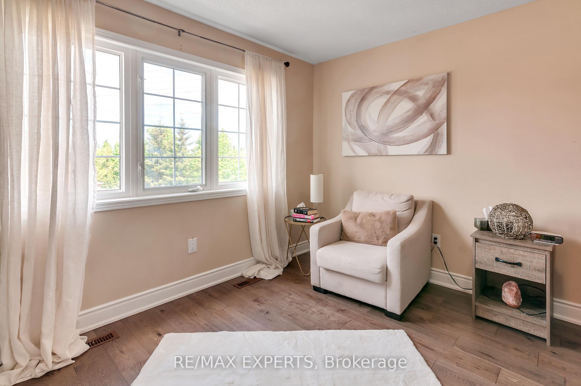 Photo 25 of 76 Eagle Trace Drive, Brampton, Sandringham-Wellington — HOMEH