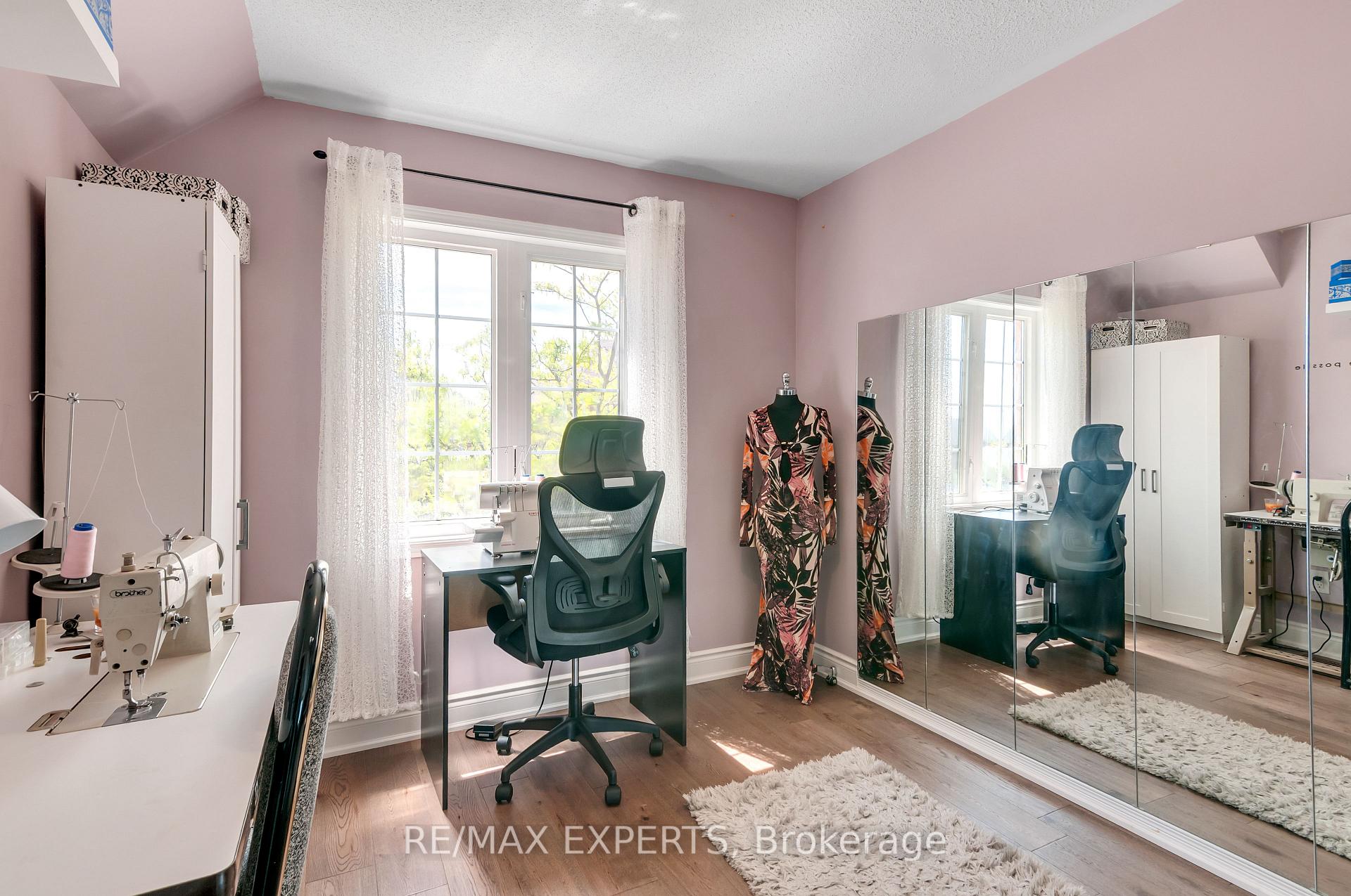 Photo 32 of 76 Eagle Trace Drive, Brampton, Sandringham-Wellington — HOMEH